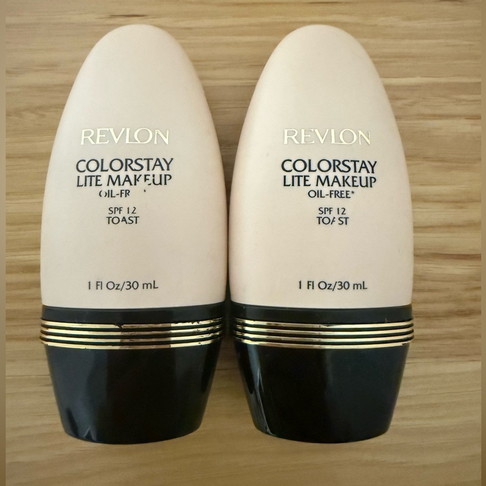 Revlon ColorStay Lite Makeup Oil-Free SPF 12 Toast‎ – 2 Pack – Unopened